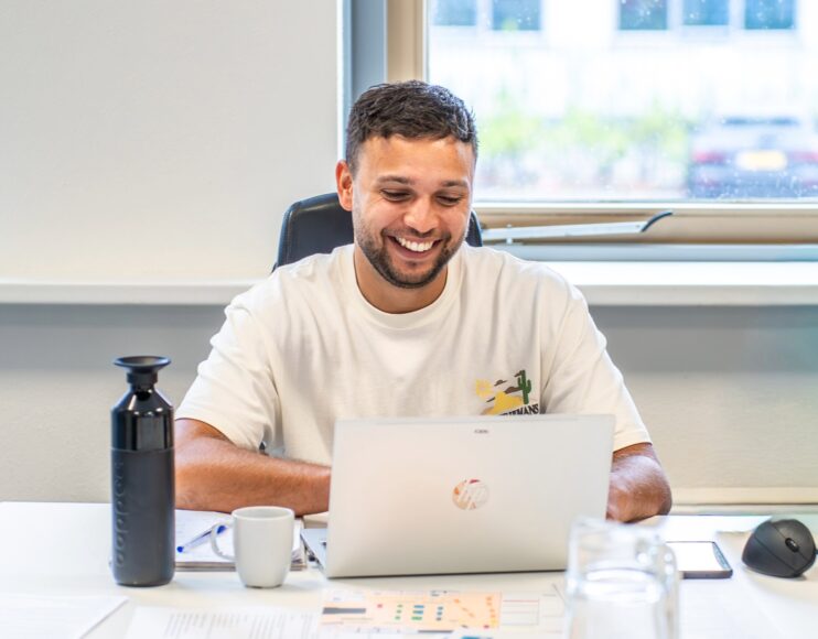 Joeri Syntec stories